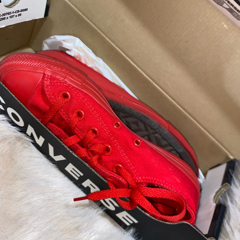 Converse women Red Sneakers